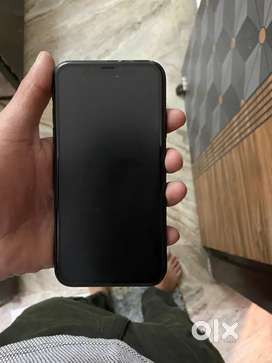 Iphone xr all ok all orignal back penal crack h thoda