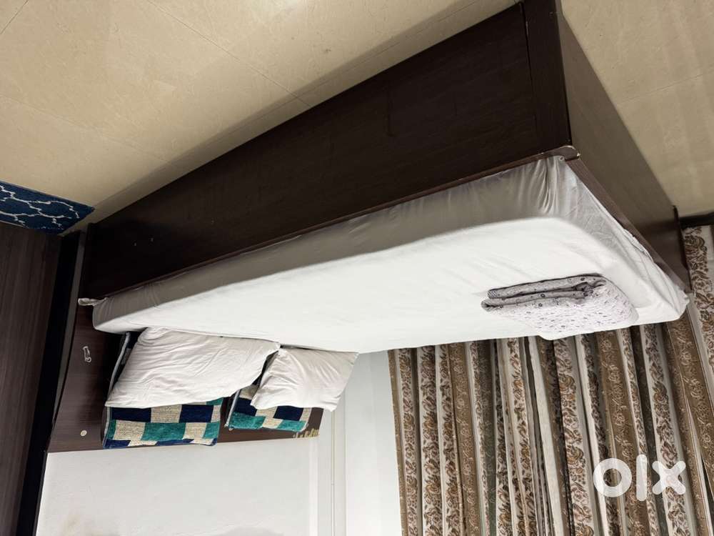 Double Box Bed with Hydraulic Storage & 8 Spring Mattress