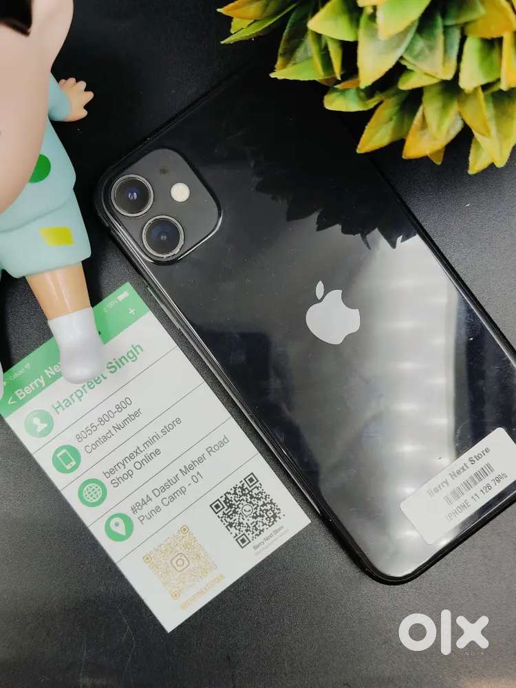IPHONE 11 128GB STORAGE - NICE CONDITION MOBILE WITH BILL.