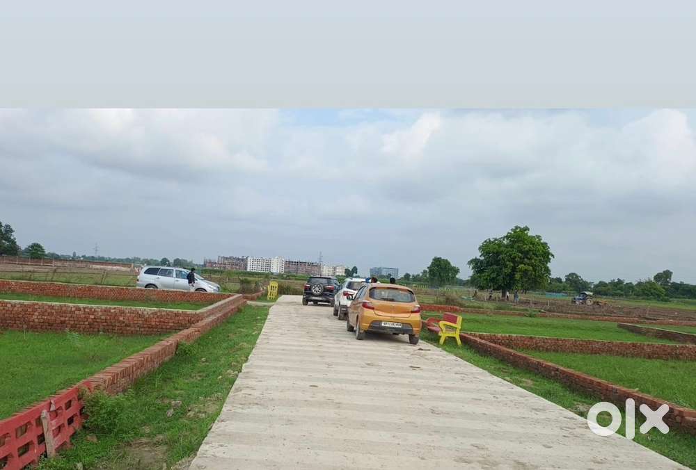 Deva road & kishan path ke bich connected hai Ramswaroop University