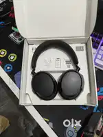 Sennheiser accentum headphones