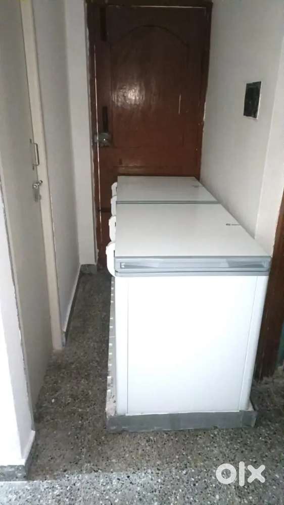 Commercial freezer 466L- 4 star