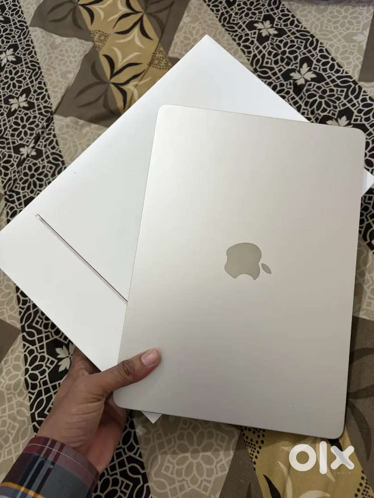 MacBook Air M2 Brand new laptop