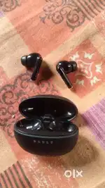Boult airbass earbuds