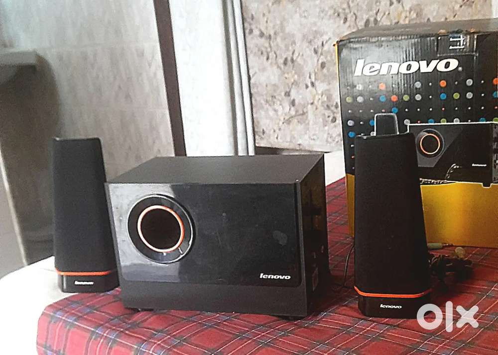 Selling of Lenovo stereo Speakers