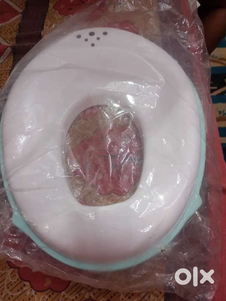 Baby toilet seat