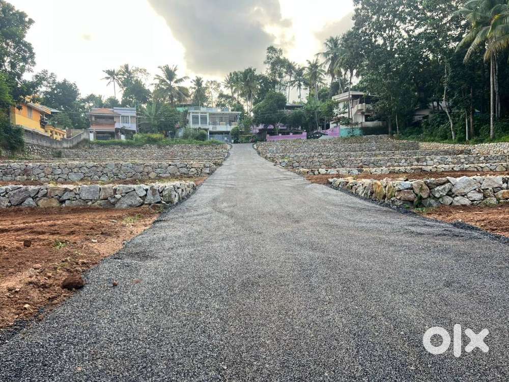 House Plots near Vattappara