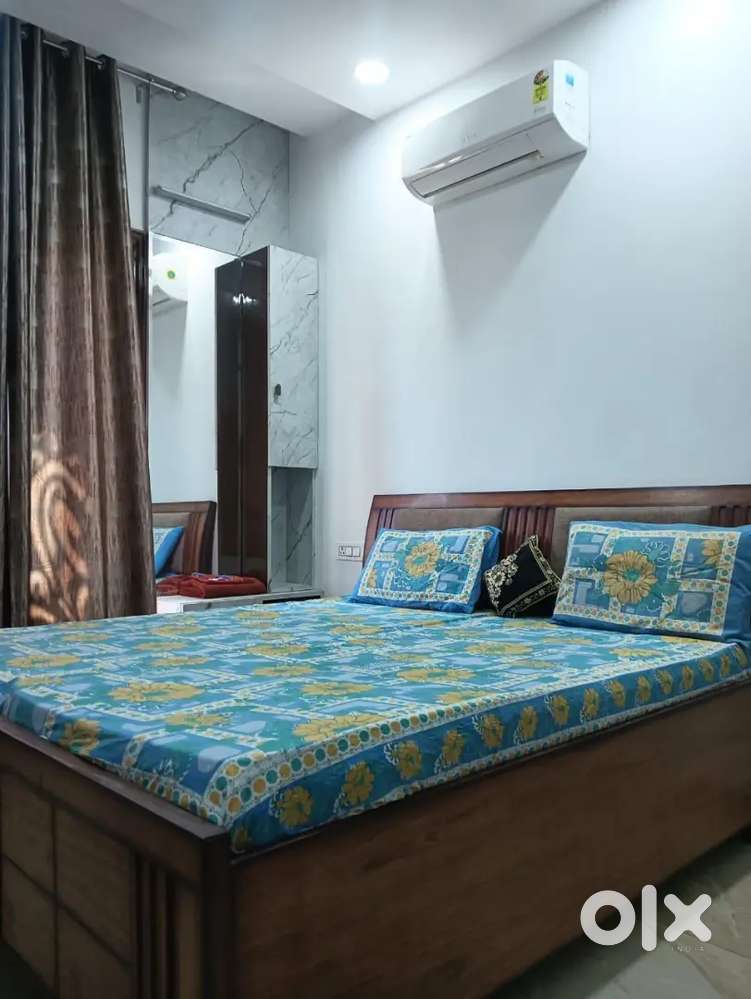 Working Gir/stufent l  Ac  1 room kitchen washrum 36, Chandigarh