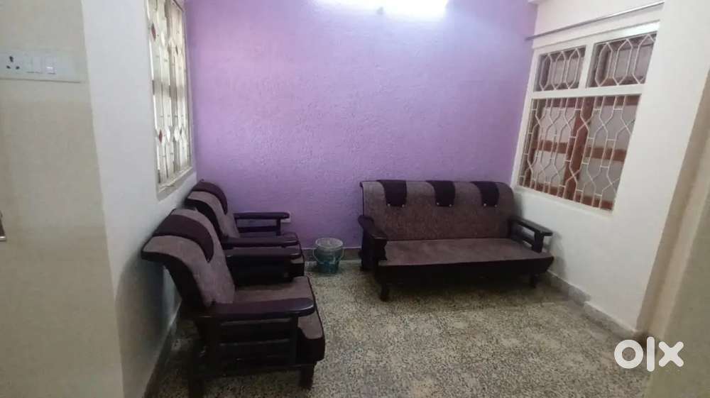 1 bhk flat fully furnished in trilanga colony