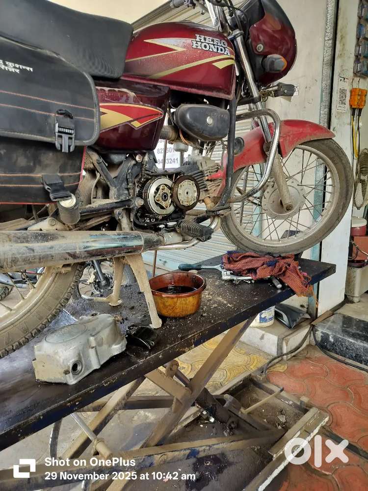 Cd deluxe for sell good condition