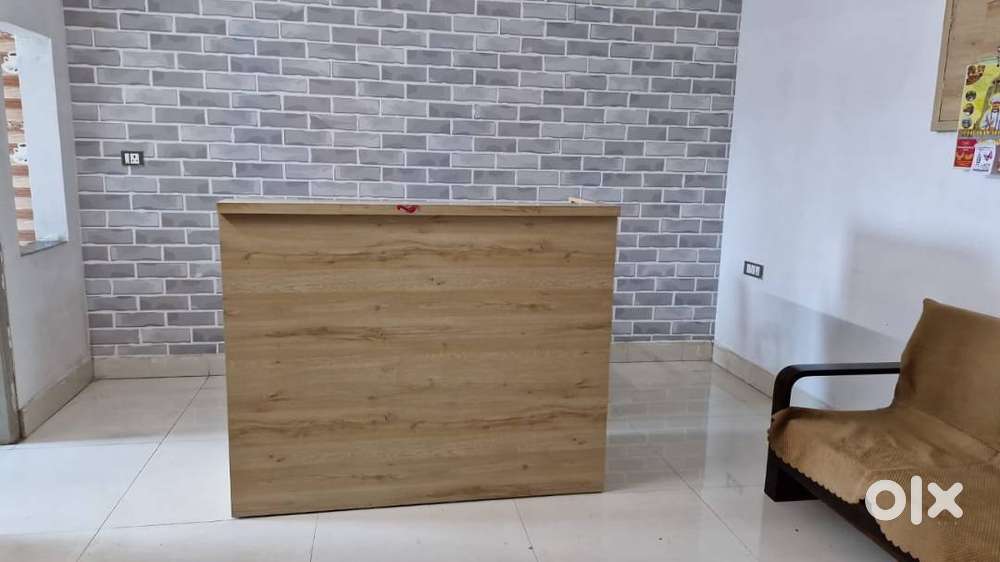 Receptionist and front office