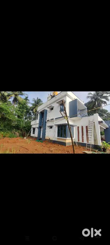 Independent 3bhk house in 18 cents land in kemmai