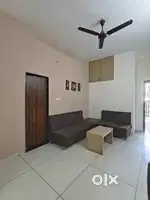 Zero Brokerage Fully Furnished 1Bhk Near Scheme No78 Vijay Nagar Squar