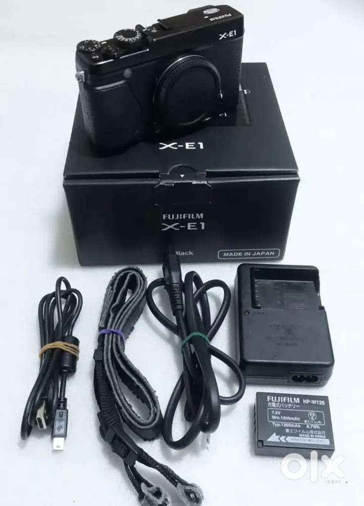 Fujifilm X Series X-E1 16.3MP Digital SLR Camera
