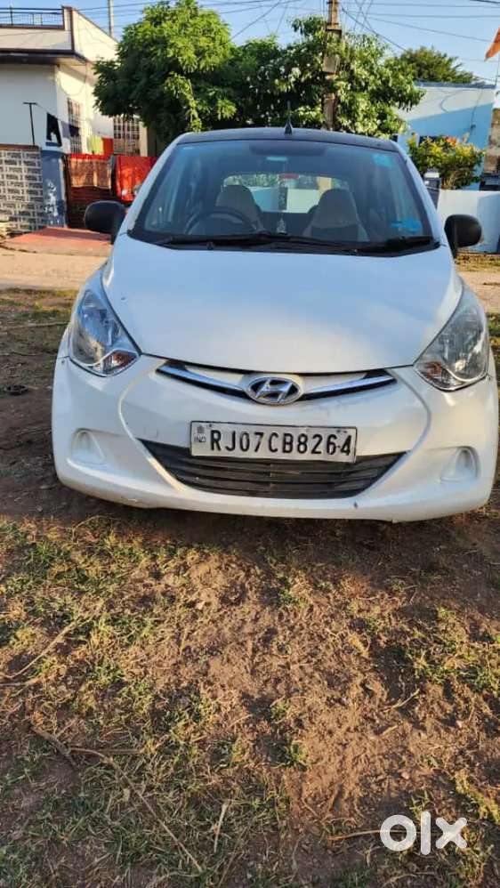 Hyundai EON 2016 Petrol Well Maintained
