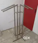 Fame company S s steel hanging stand for garments shop
