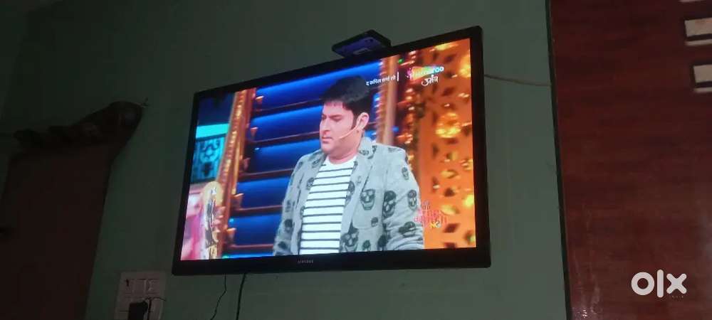 44 ench tv not smart tv