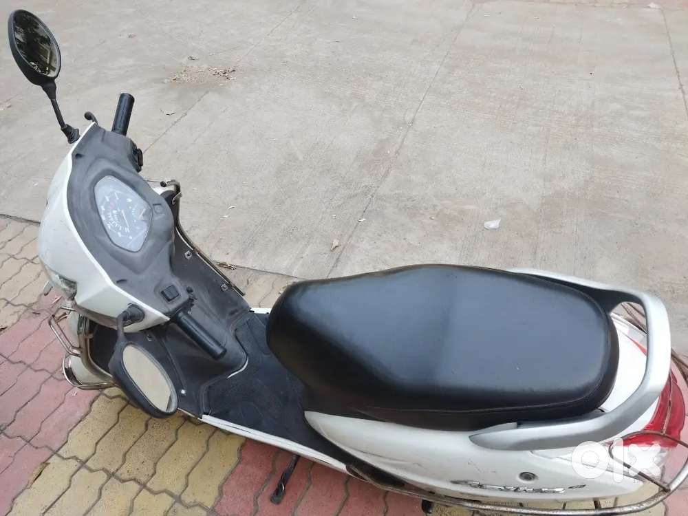 Activa 3G newly mainted