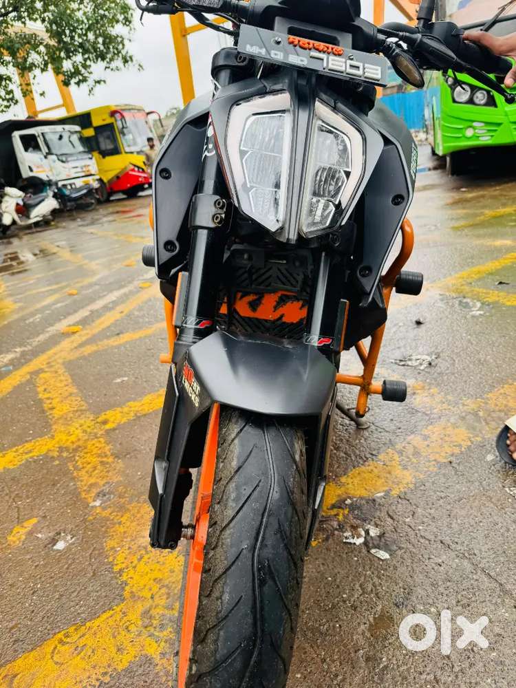 KTM DUKE 250 1ST OWNER WITH GOOD CONDITION.GRAB THIS DEAL.