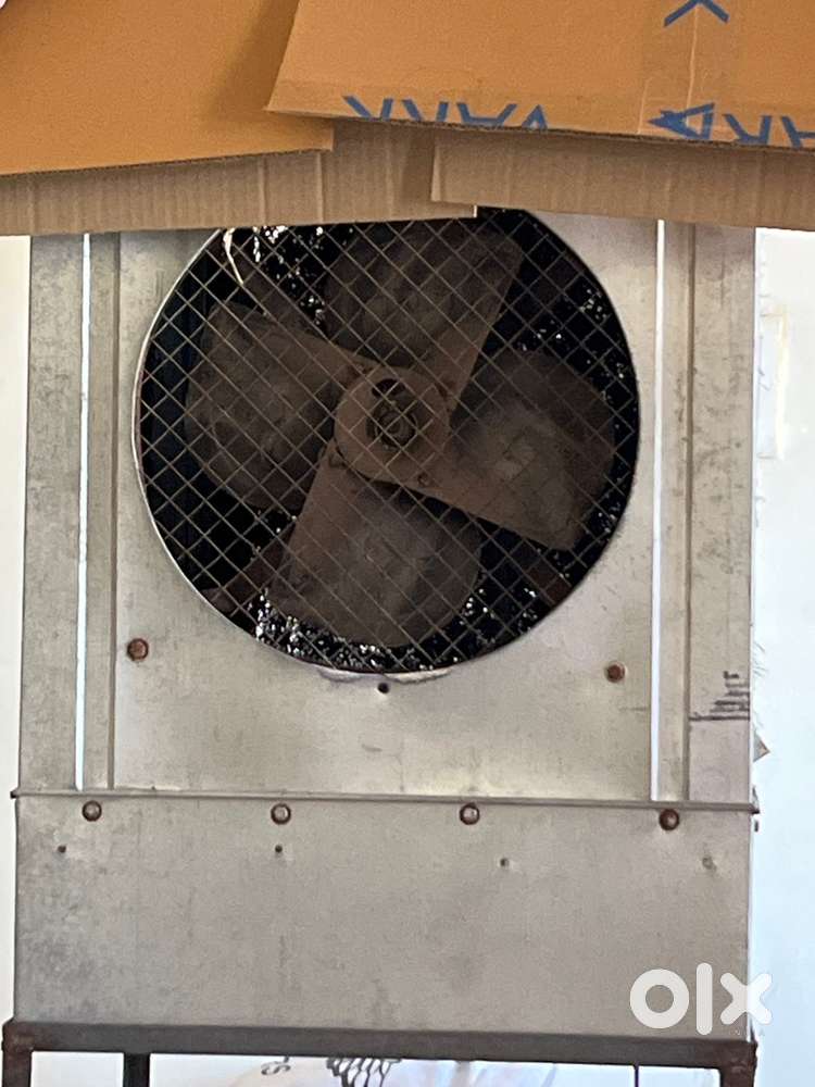 Window cooler with cooler stand