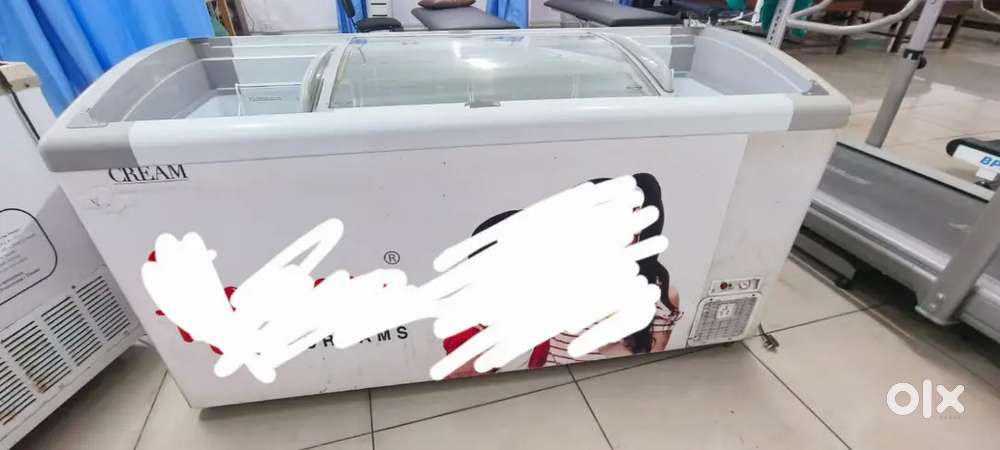 Milk and ice cream refrigerator