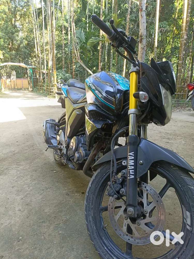 Yamaha FZ V 2.0