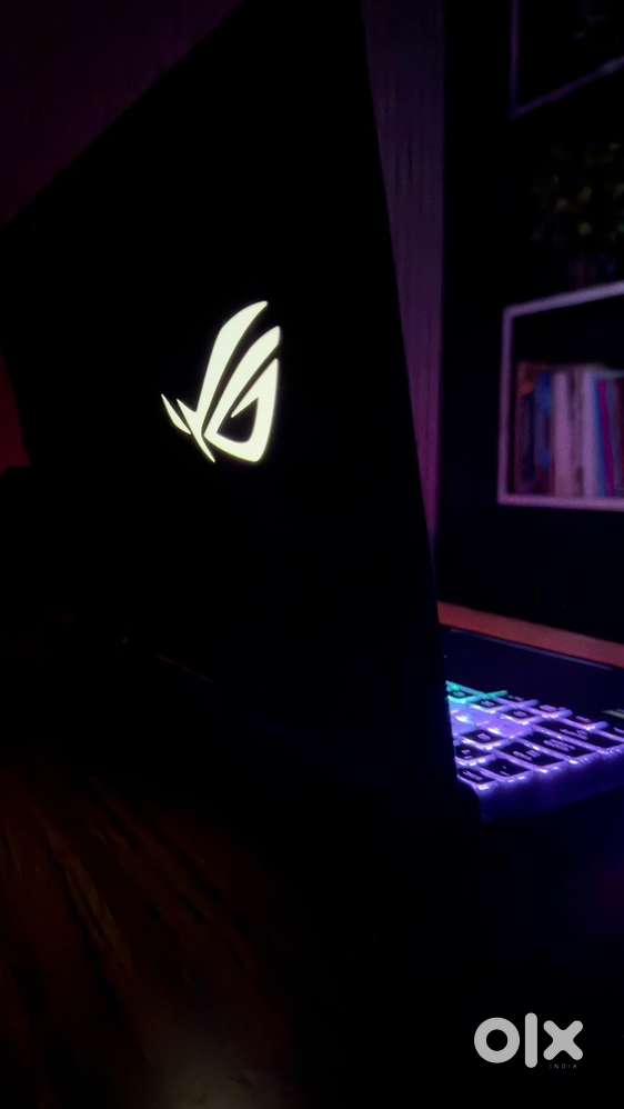 ASUS ROG Strix Ryzen 7  RTX 3050 Ti  16GB  1TB SSD  144 hz