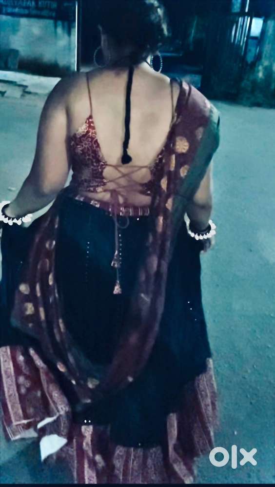 Girlss for being aesthectic in garba