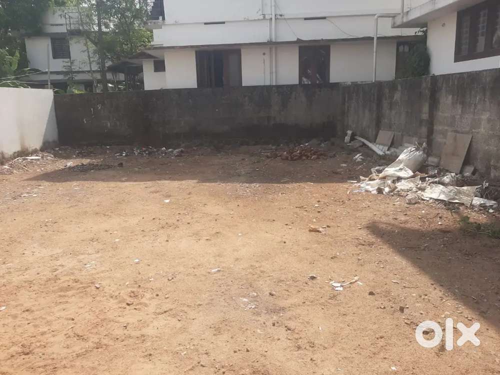 3 cent square plot for sale