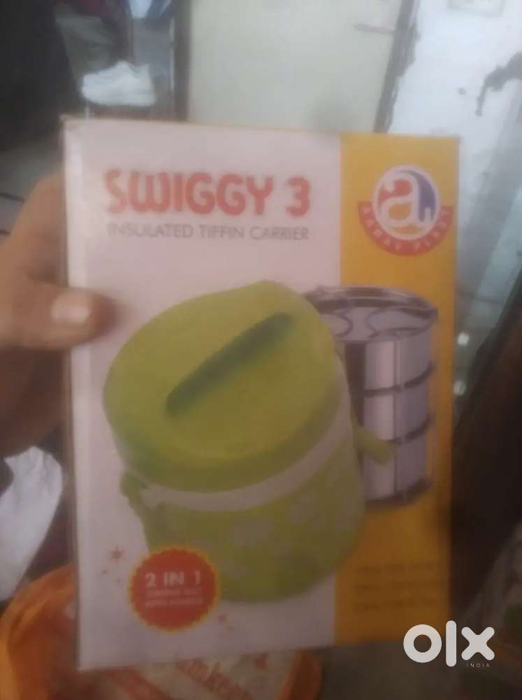 Tiffin box inside set of 3box