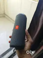 JBL Flip Essential 2, Deep Bass, 10Hrs Playtime, IPX7 Waterproof,