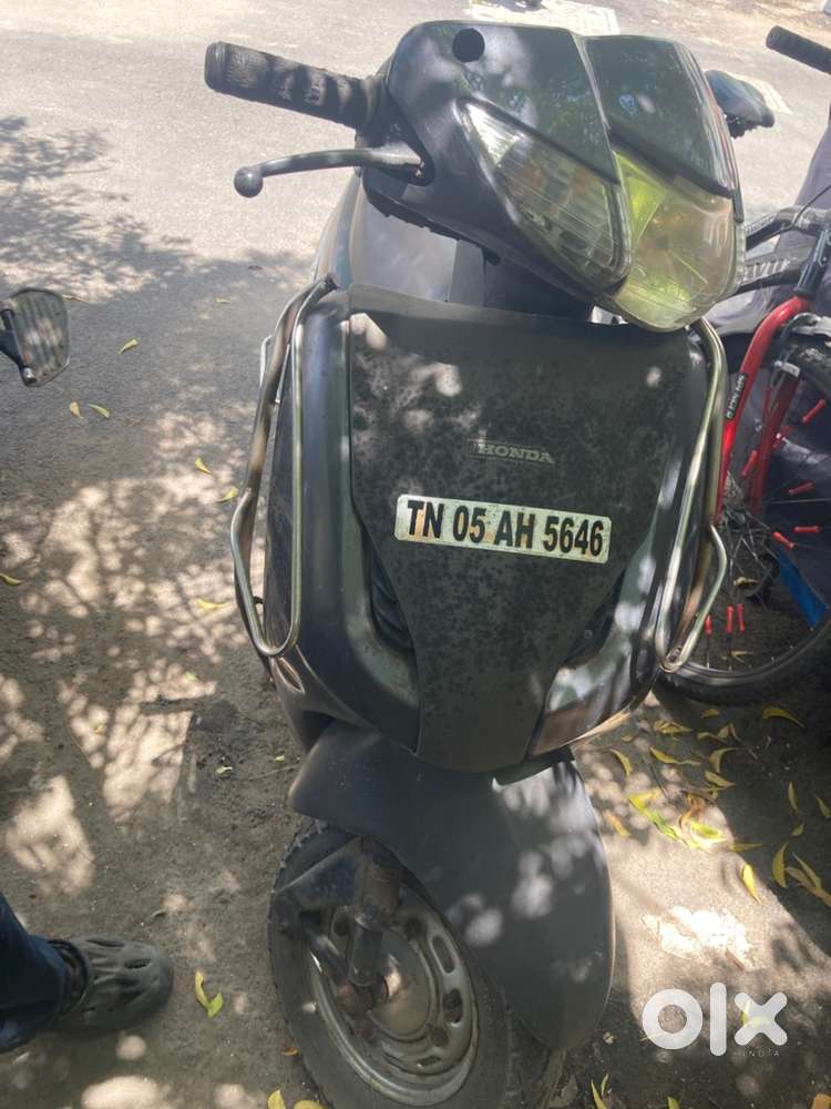Activa Scooty