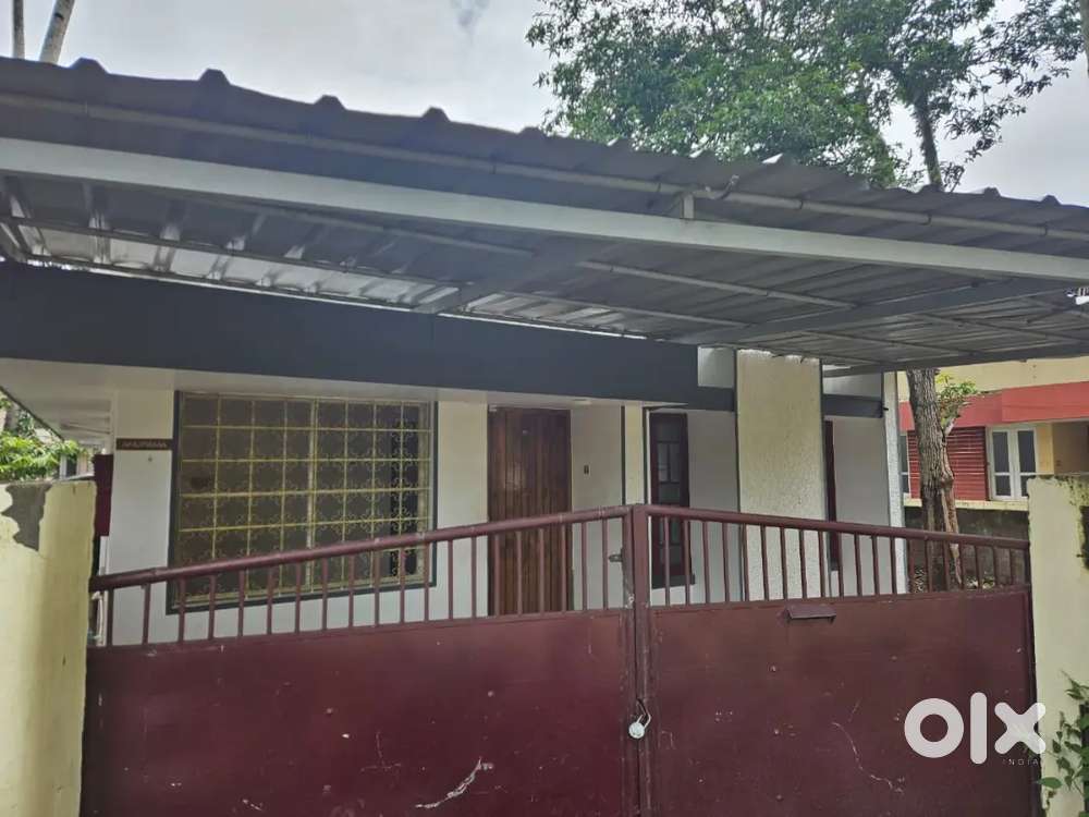 Independent house for rent at General hospital