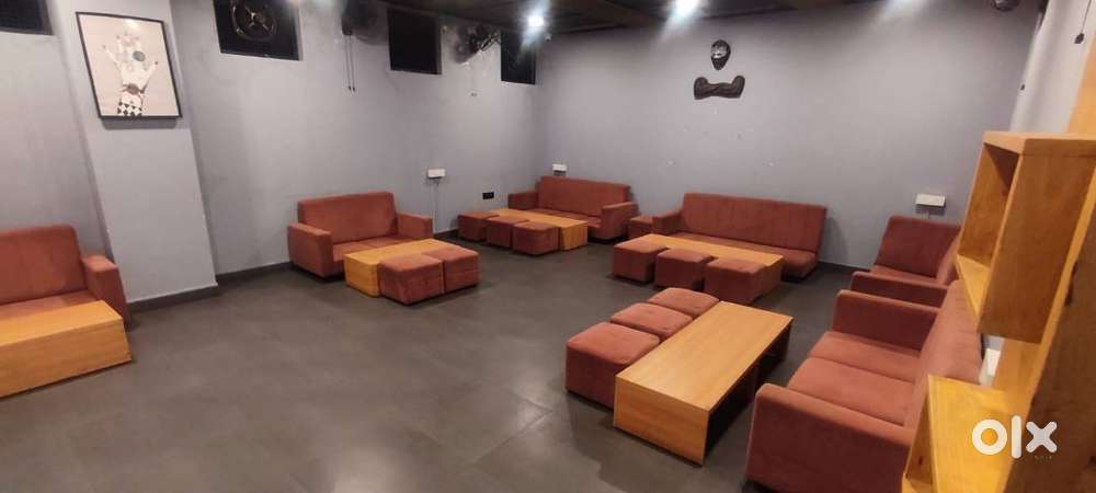 For Sale a complete set of Sofas, Teapoy, Single seater.