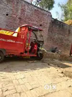 न्यू E लोडर है मुझे बेचना है बहुत जरूर काम है इस लिए बेच रहा हूं