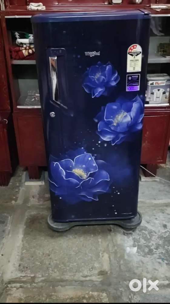 New whirlpool fridge not used more 190 liters
