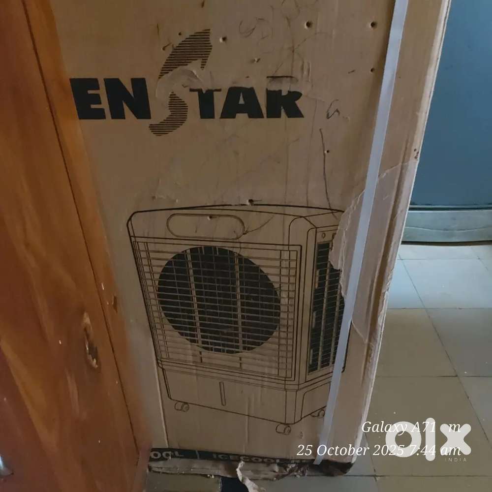 New cooler .not yet used  of Ken star