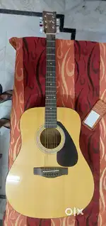 Yamaha F310 Acoustic Guitar