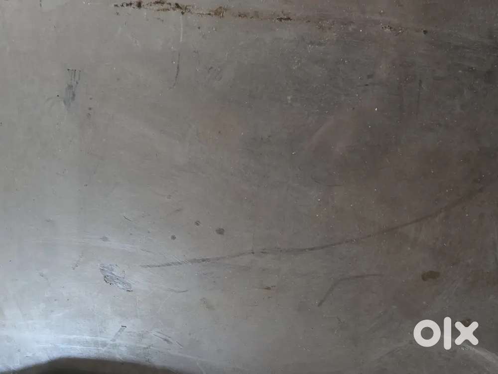 Tray ceiling machine for restaurant and cloud kitchens