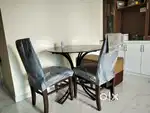 Compact dinning table