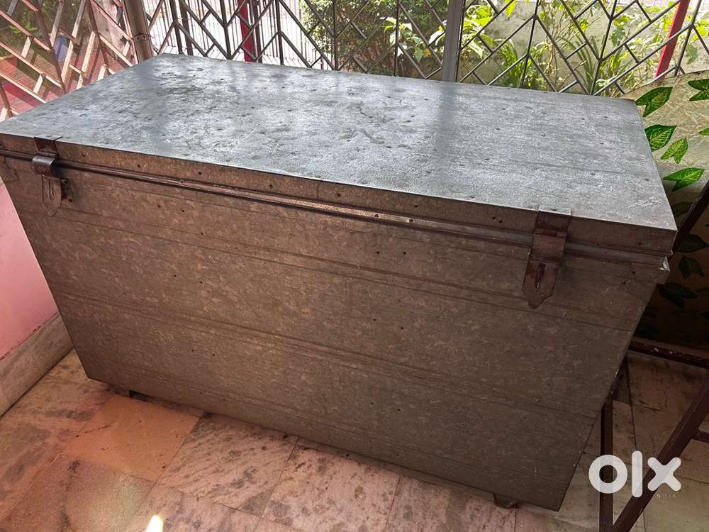 बड़ा स्टोरेज बॉक्स स्टोरेज- Large Tin box