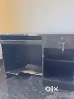 Computer table