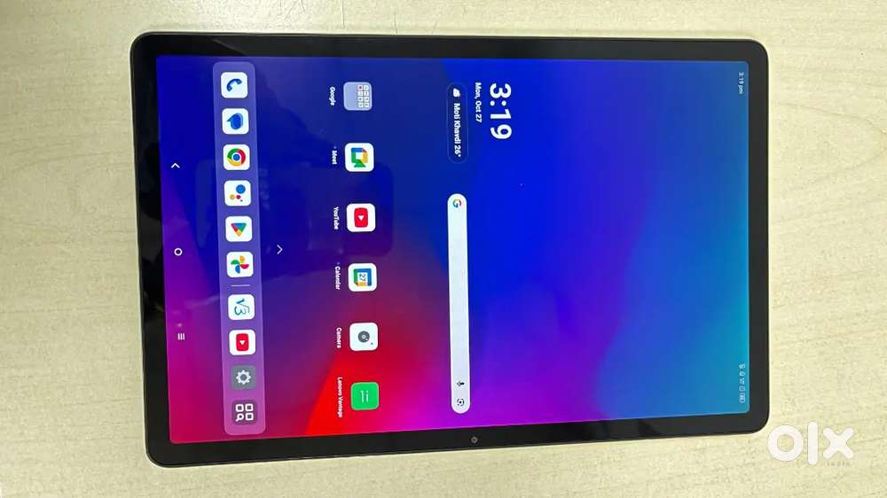 Brand New only 6 months old tablet with brand warranty (4G + WIFI)