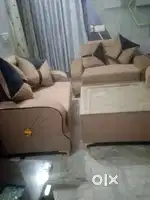 7 seats sofa table