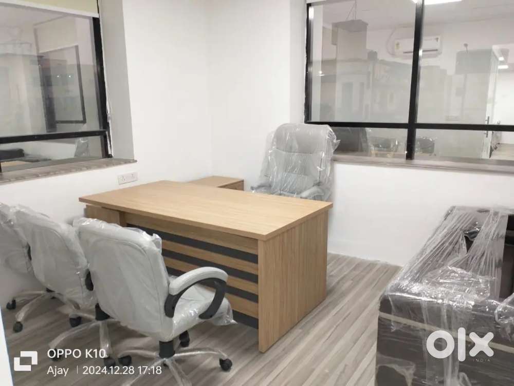 2 cabin 1 conference 20 seats