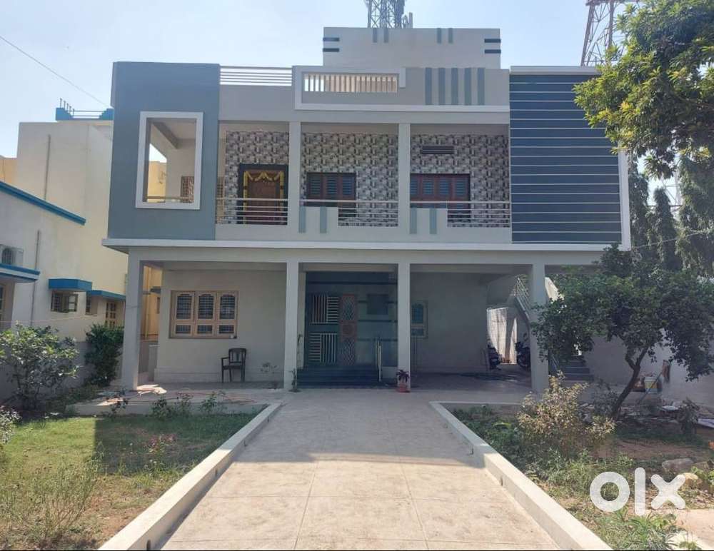 Single Room For Working Professional (Kitchen & Bathroom)