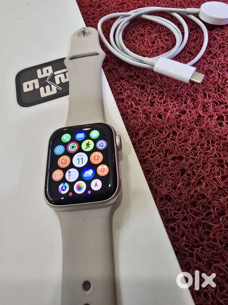 Apple Watch SE 2 
CELLULAR + GPS 96% Box &
Original Magnetic Cable