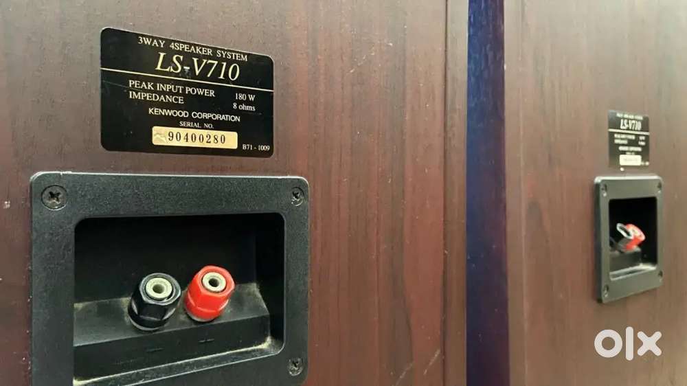 Yamaha amplifier good condition sale htr 3072.