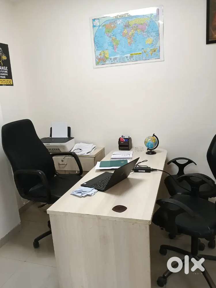 HR/Computer operator & Calling