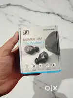 SENNHEISER MOMENTUM 4 BUDS ( SEALED PACK)
